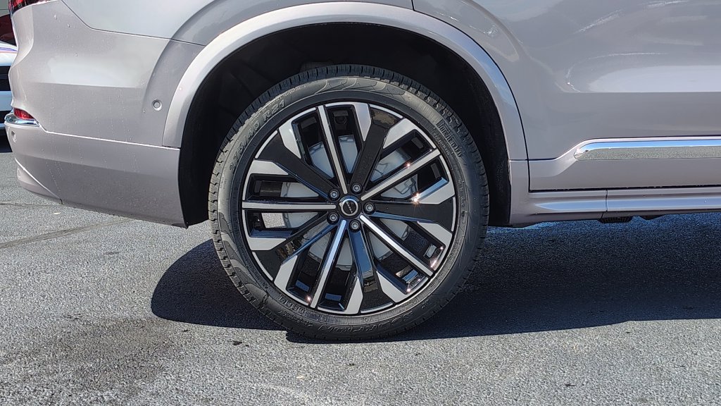 New 2026 Volvo XC90 B6 Plus AWD/4WD image 32