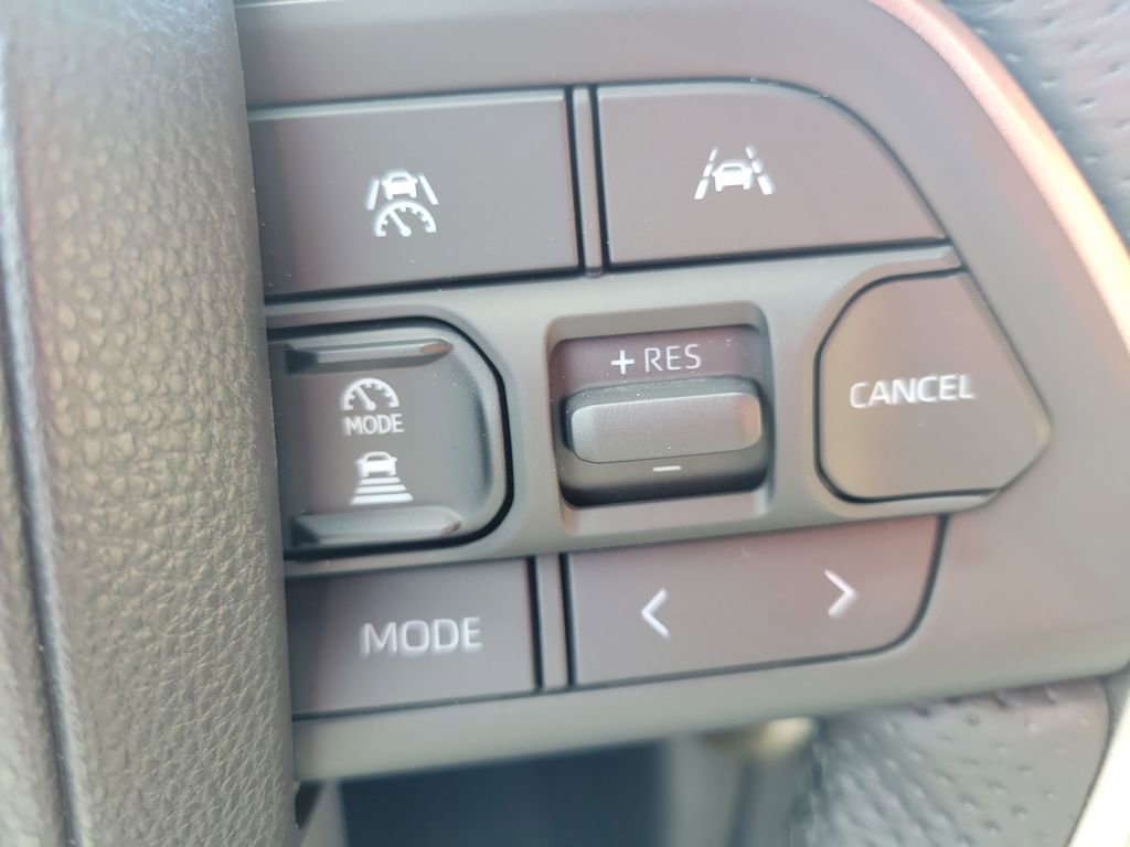 Certified 2025 Toyota Tacoma TRD Off-Road image 23