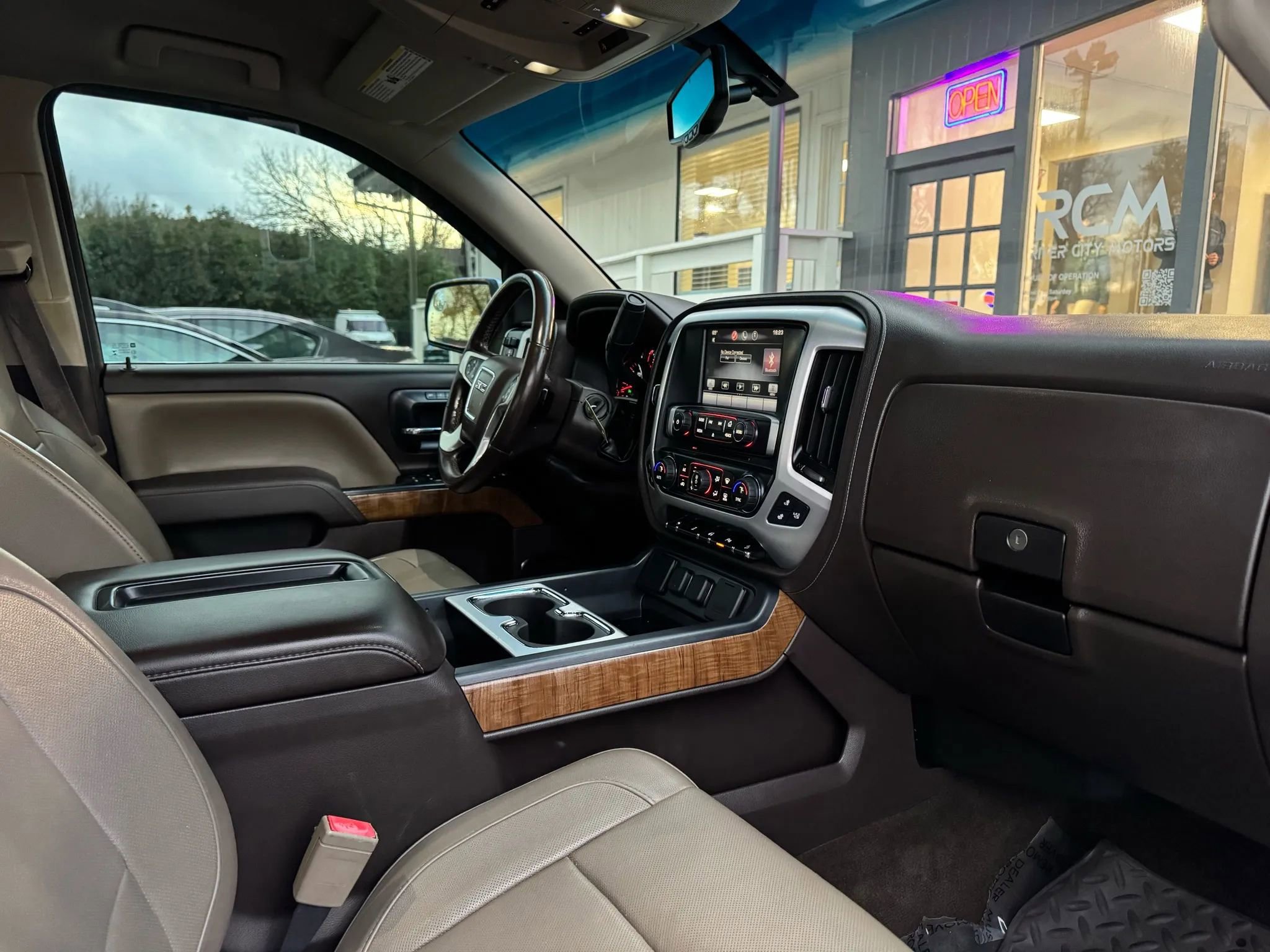 Used 2014 GMC Sierra 1500 SLT image 23