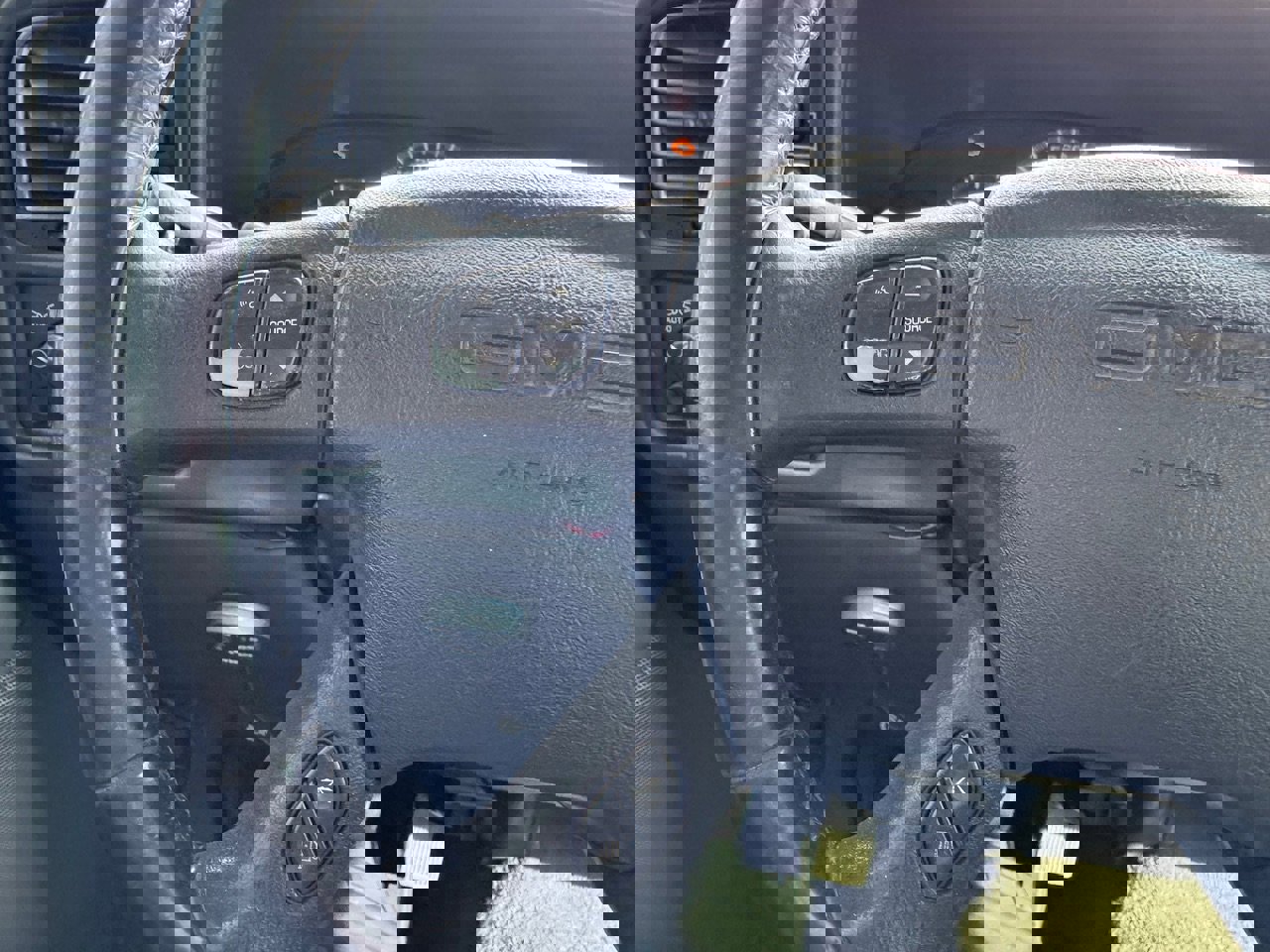 Used 2007 GMC Sierra 2500 SLE w/ Heavy-Duty Power Package image 16