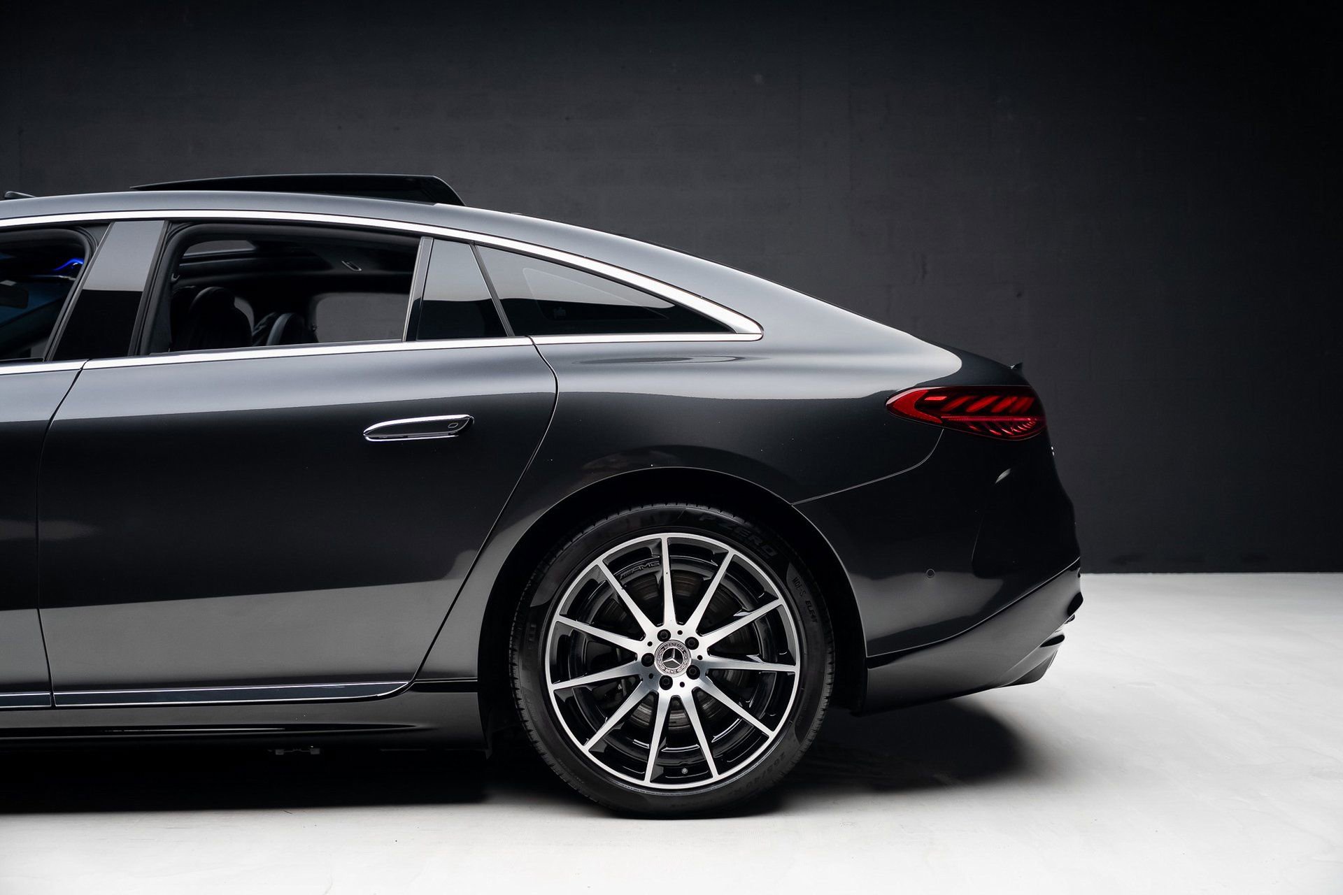 Used 2023 Mercedes-Benz EQS 580 4MATIC Sedan image 20