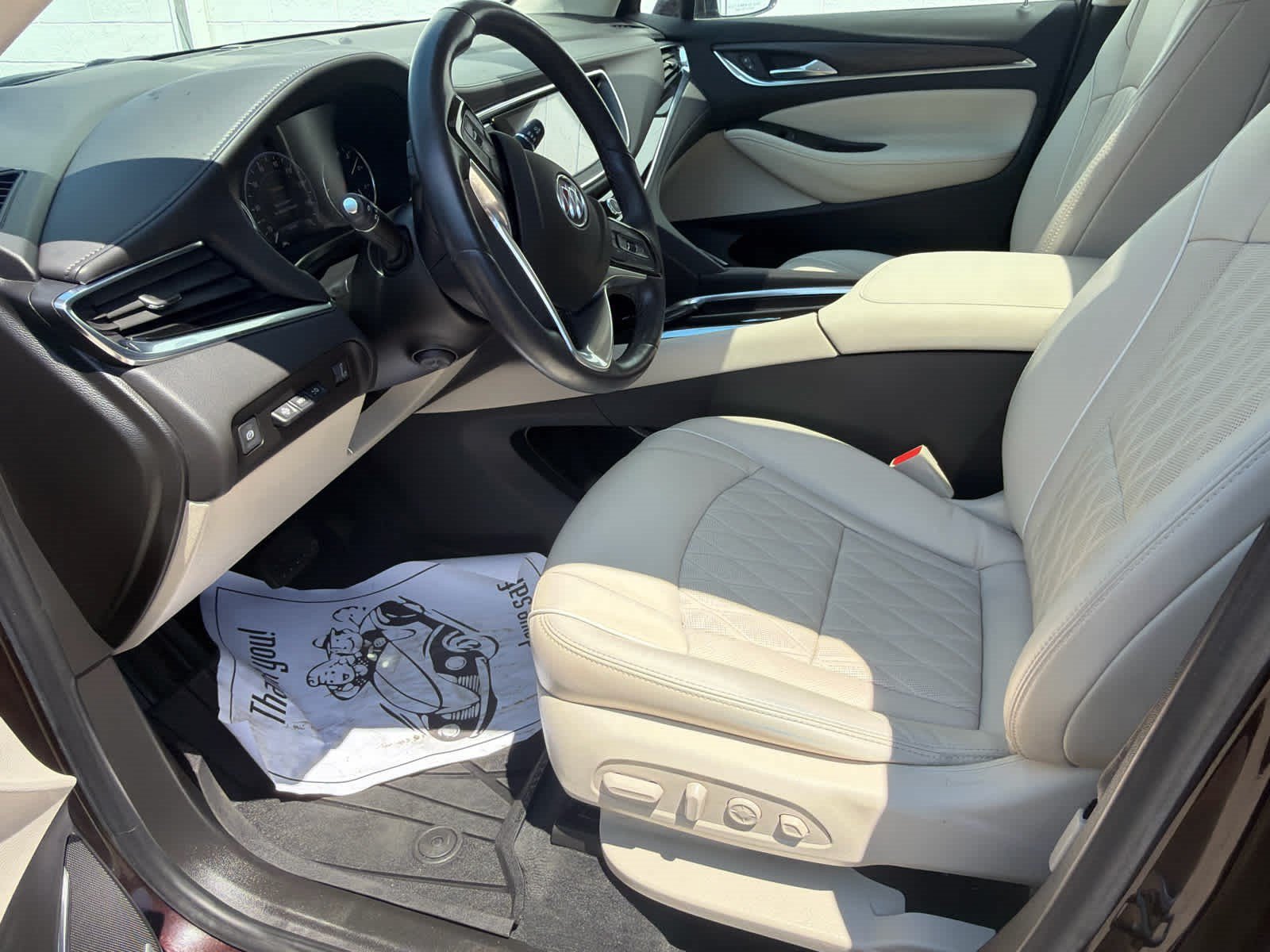 Used 2022 Buick Enclave Avenir w/ Avenir Technology Package AWD/4WD image 14