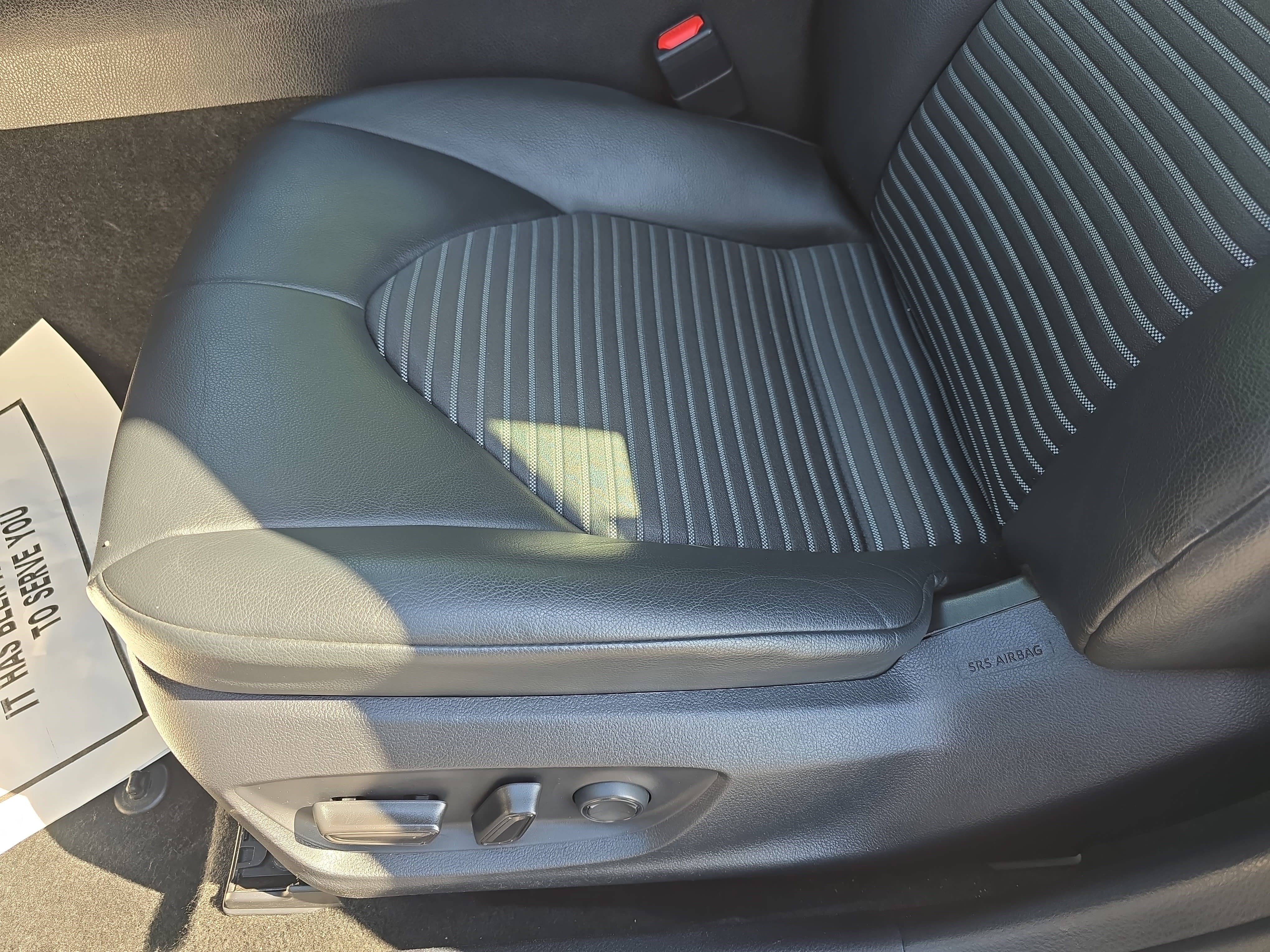 Used 2023 Toyota Camry SE FWD image 26