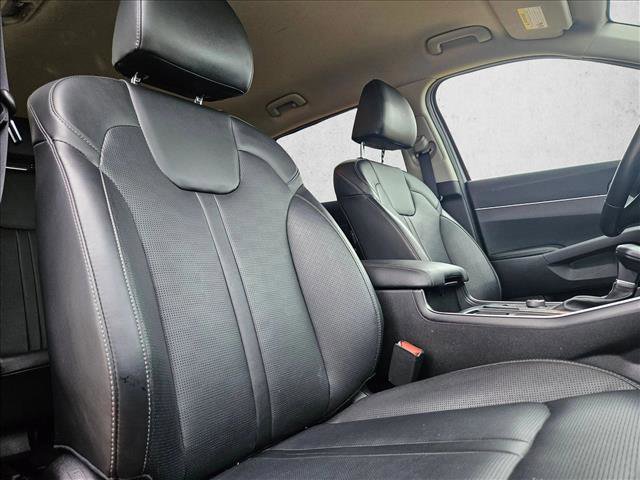 Used 2024 Kia Sorento S image 21