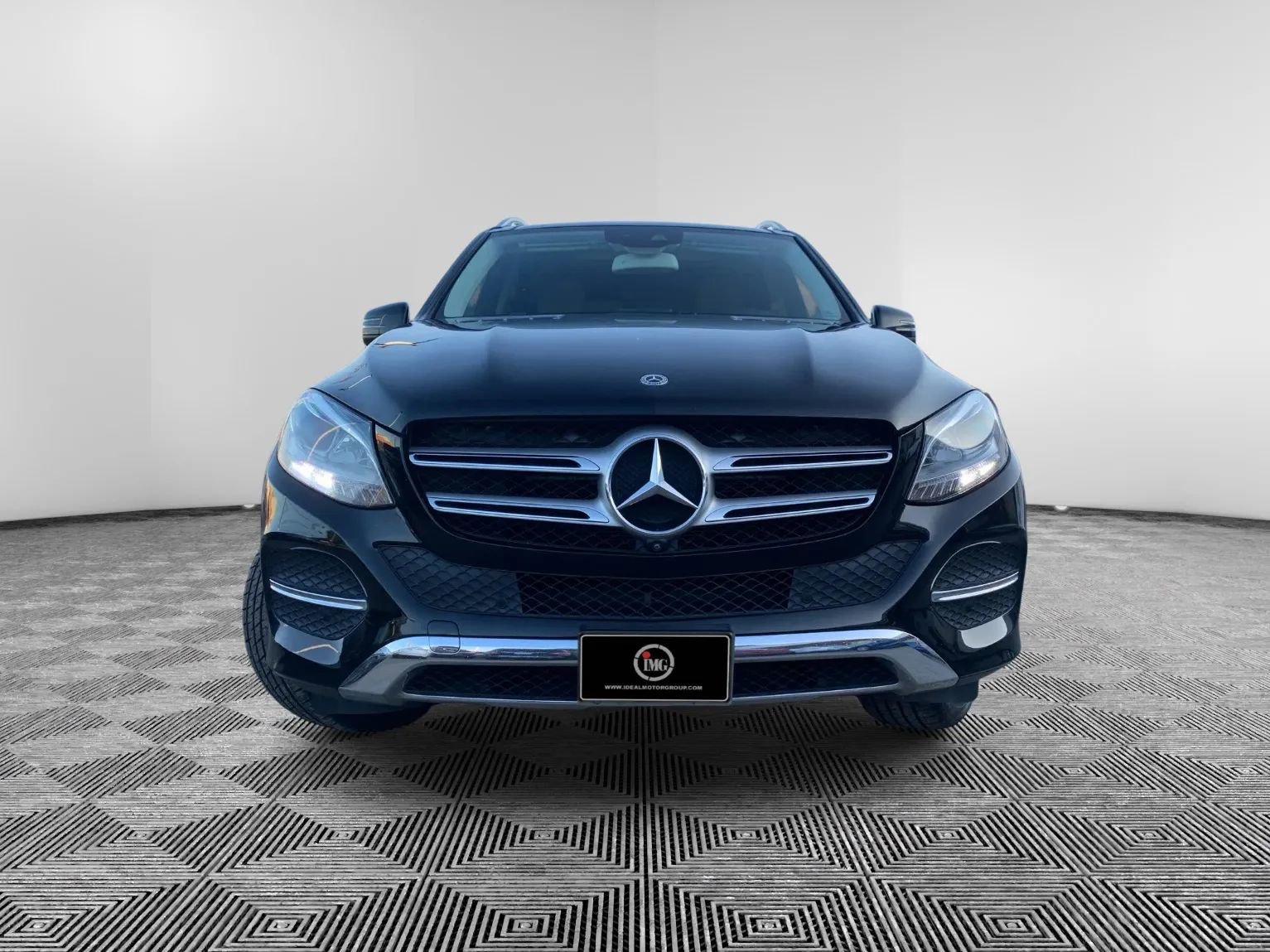 Used 2018 Mercedes-Benz GLE 350 image 3