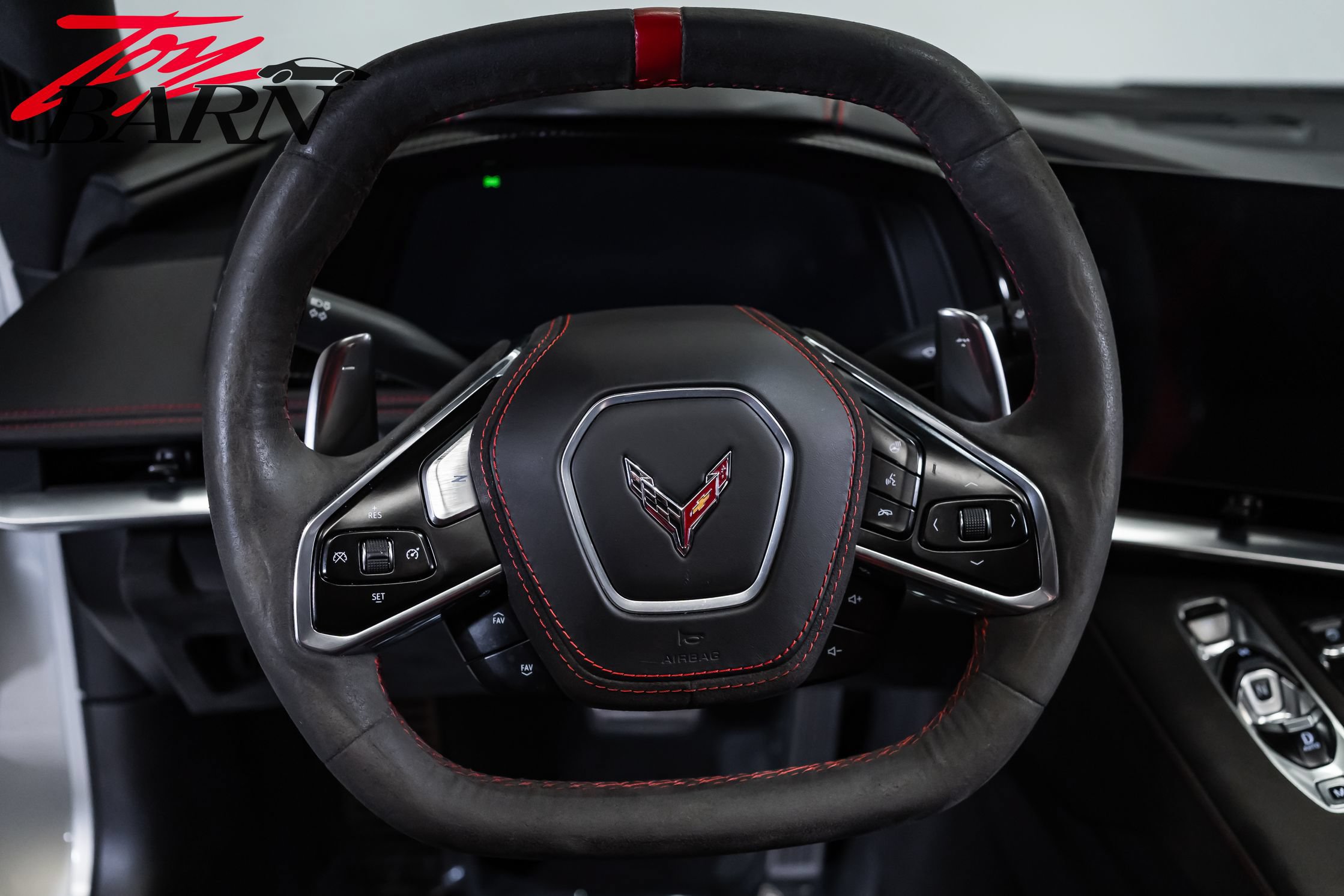 Used 2021 Chevrolet Corvette Stingray Premium Conv w/ Z51 Performance Package RWD image 39