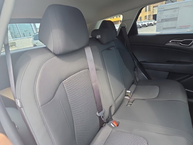 New 2027 Kia Sportage S AWD/4WD image 17