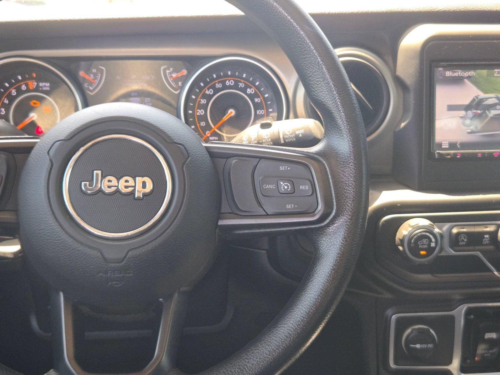 Used 2018 Jeep Wrangler Unlimited Sport AWD/4WD image 22