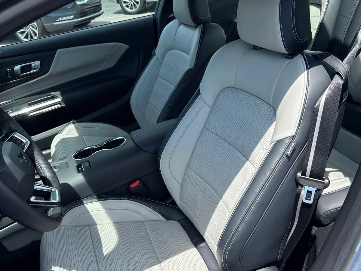 Used 2025 Ford Mustang GT Premium w/ 60th Anniversary Package RWD image 8