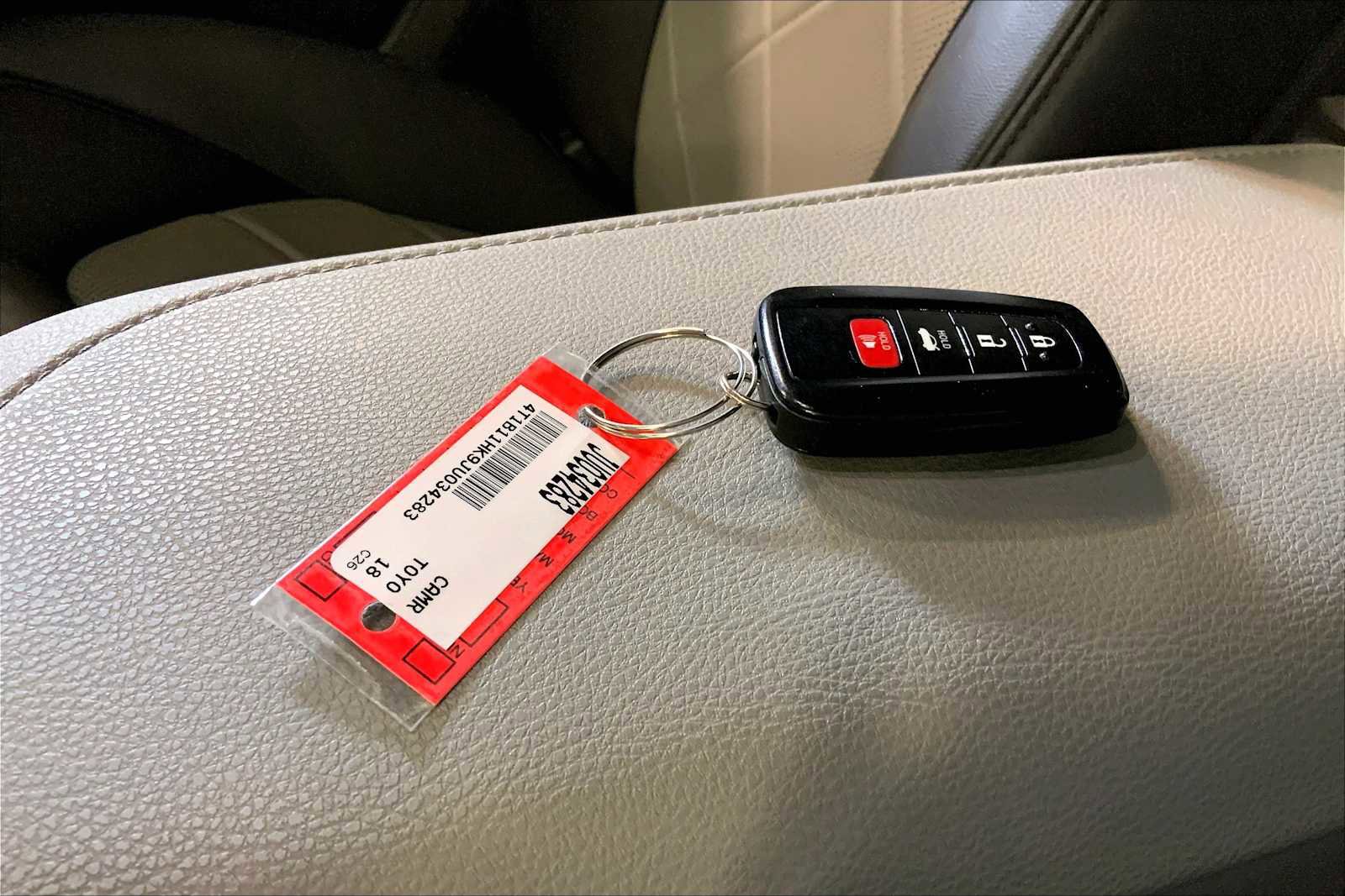 Used 2018 Toyota Camry XLE image 13