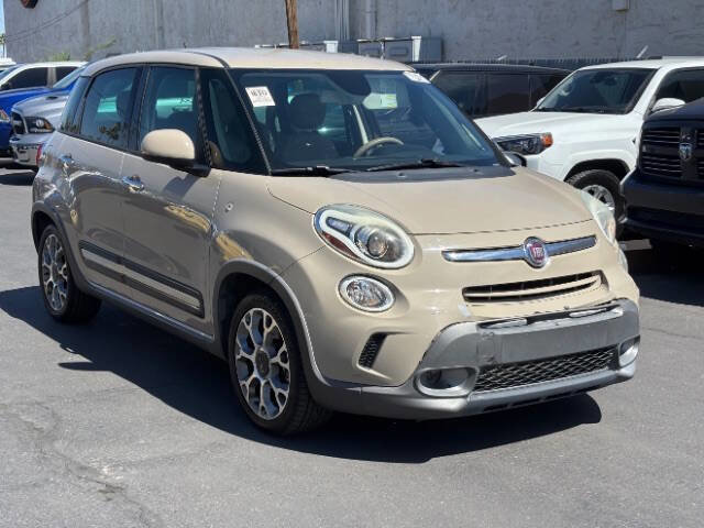 Used 2017 FIAT 500L Trekking w/ Popular Equipment Package FWD image 1