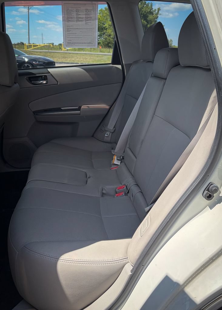 Used 2012 Subaru Forester 2.5X Limited AWD/4WD image 16