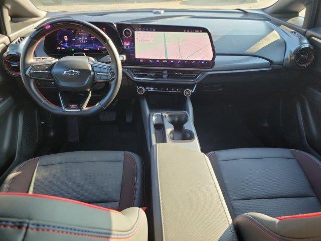 Used 2024 Chevrolet Equinox EV RS image 13