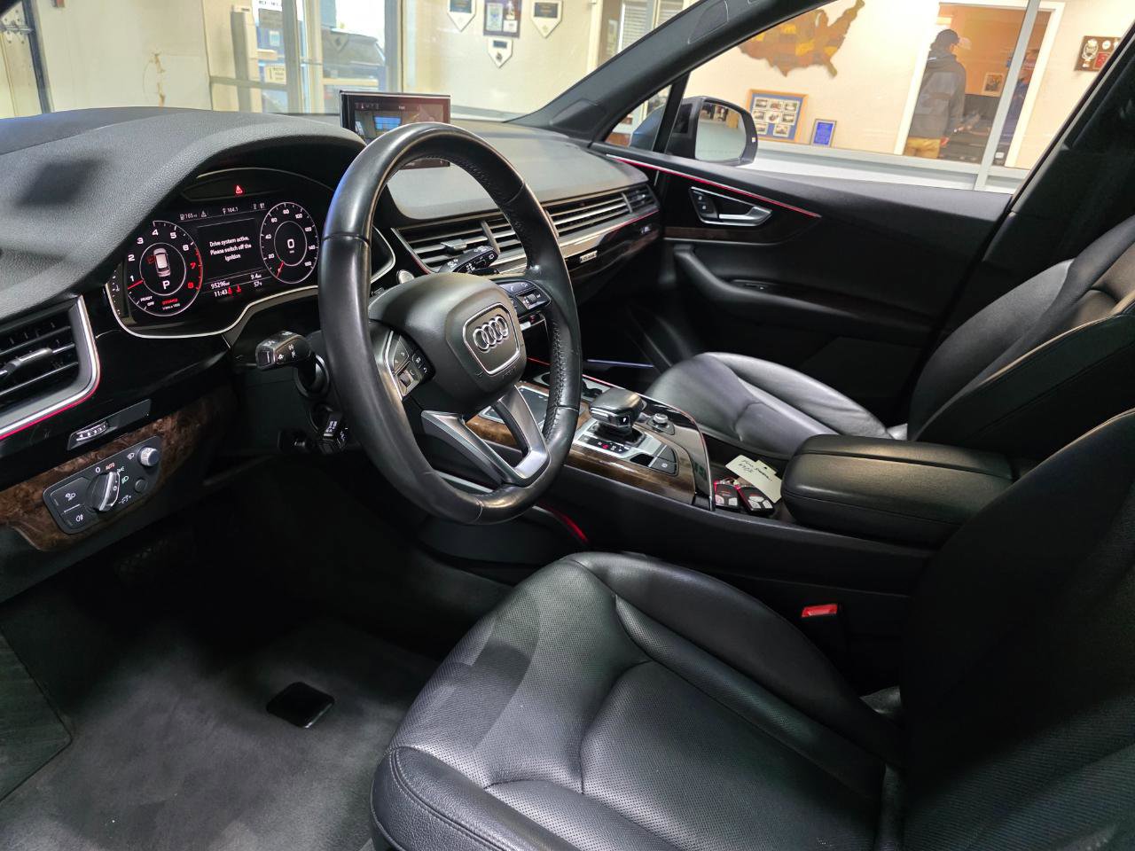 Used 2018 Audi Q7 3.0T Prestige w/ Prestige Package image 16