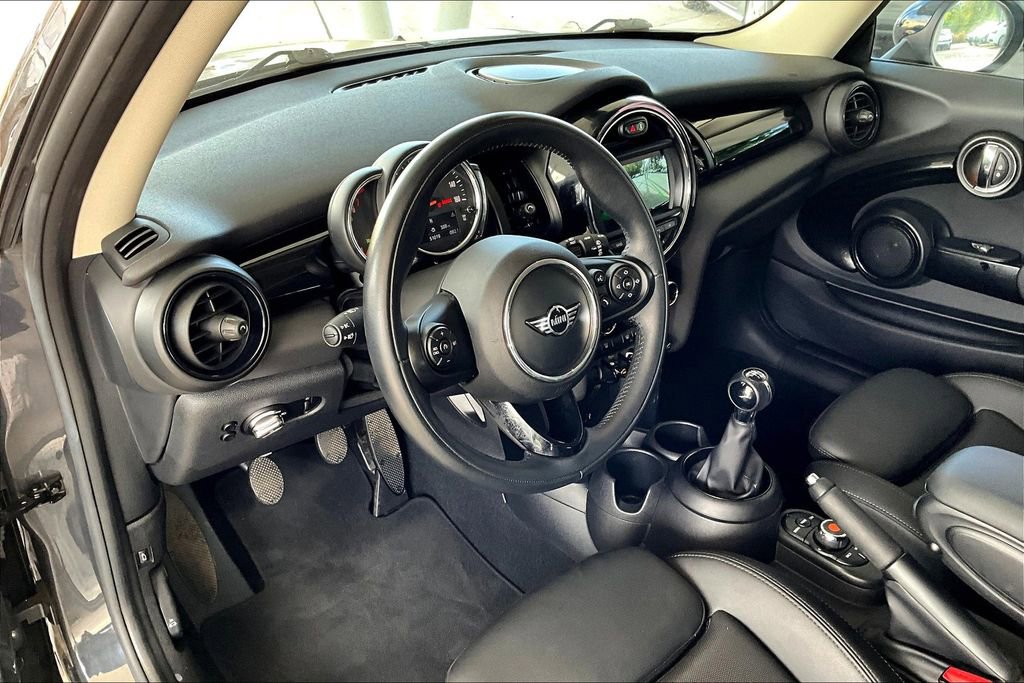 Used 2019 MINI Cooper S image 14