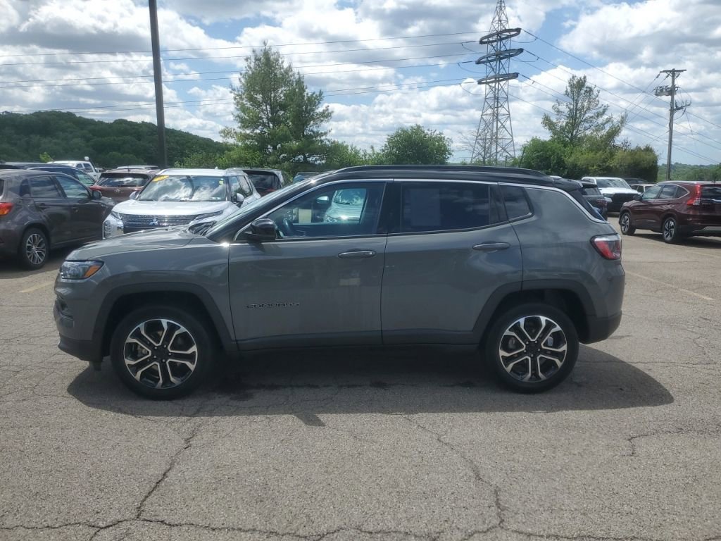 Used 2022 Jeep Compass Limited AWD/4WD image 6