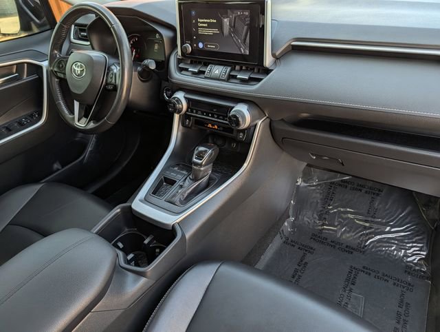 Used 2023 Toyota RAV4 XLE Premium image 33