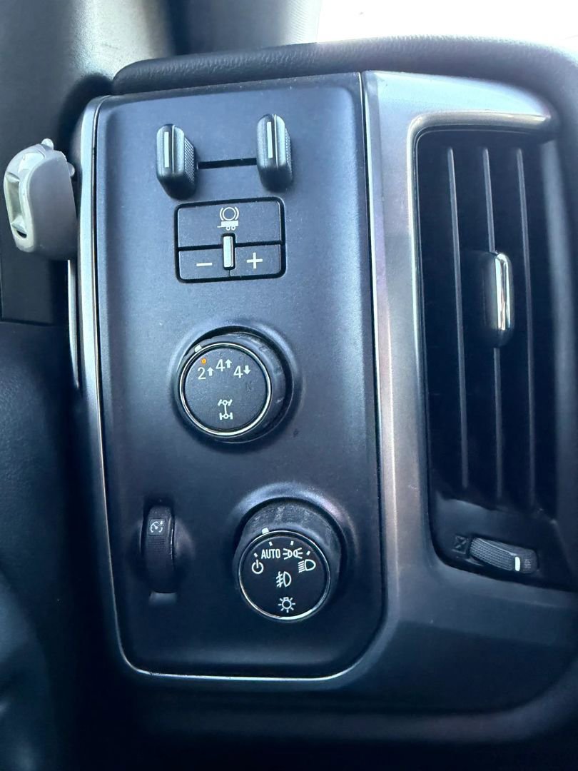 Used 2018 Chevrolet Silverado 3500 LT w/ LT Convenience Package AWD/4WD image 21