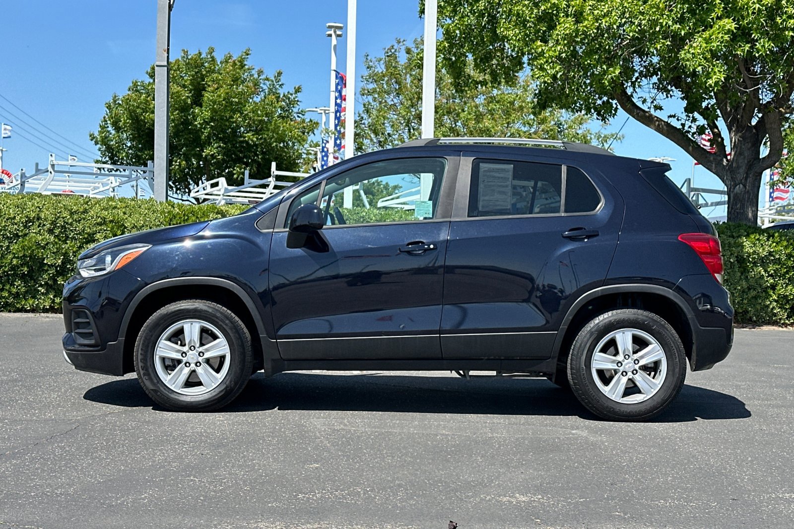 Used 2022 Chevrolet Trax LT w/ Driver Confidence Package AWD/4WD image 7