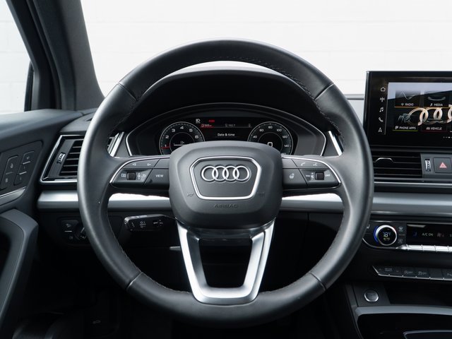 Certified 2025 Audi Q5 2.0T Premium w/ Convenience Plus Package image 23