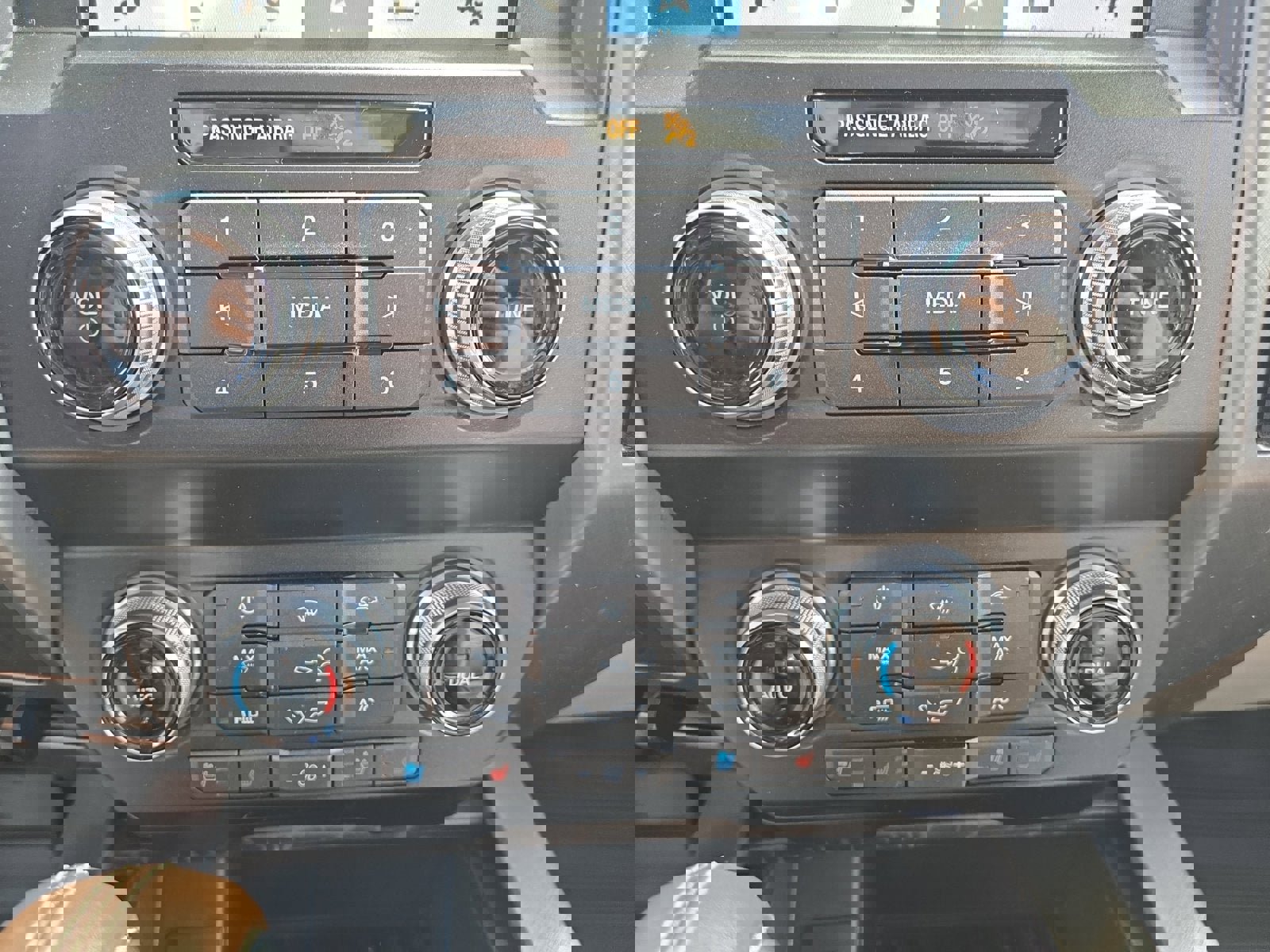 Certified 2019 Ford F150 Limited w/ Trailer Tow Package image 20