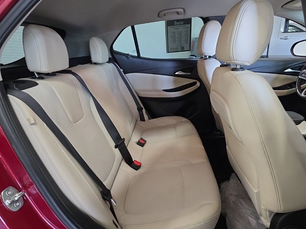 Used 2020 Buick Encore GX Preferred w/ Cold Weather Comfort Package image 12