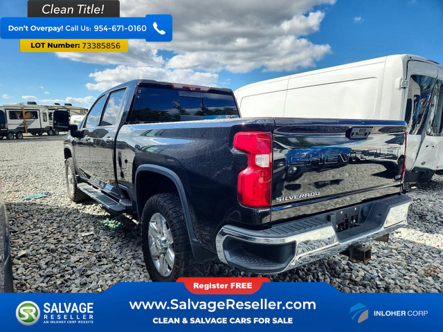 Used 2020 Chevrolet Silverado 2500 LTZ w/ LTZ Premium Package AWD/4WD image 3