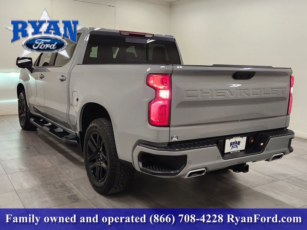 Used 2025 Chevrolet Silverado 1500 RST image 3