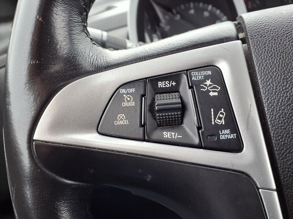 Used 2015 Chevrolet Equinox LTZ AWD/4WD image 27