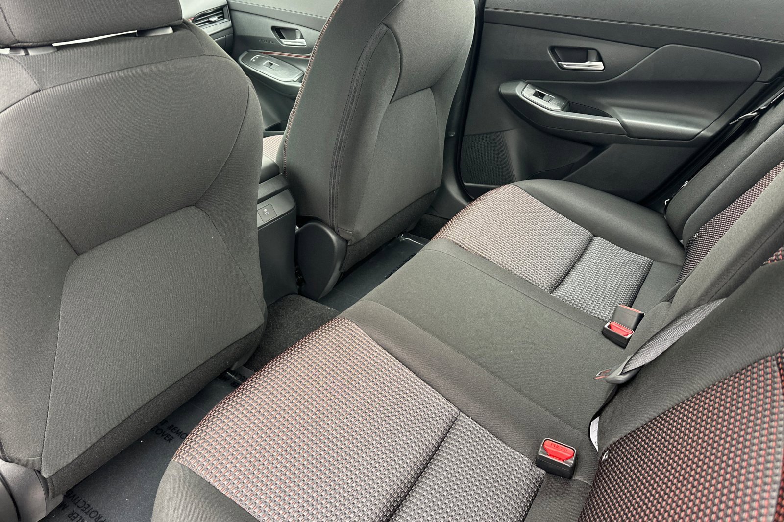 New 2026 Nissan Sentra SR w/ Floor Mat Package image 9