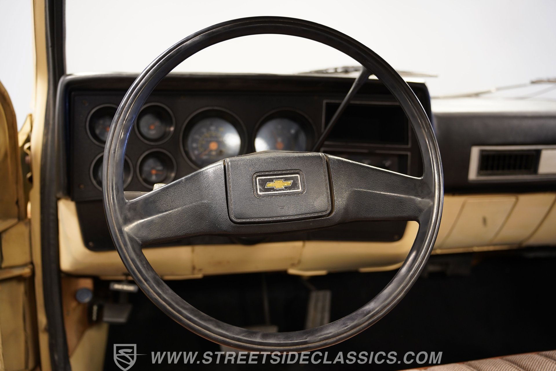 Used 1988 Chevrolet Silverado 3500 Dually Custom image 39