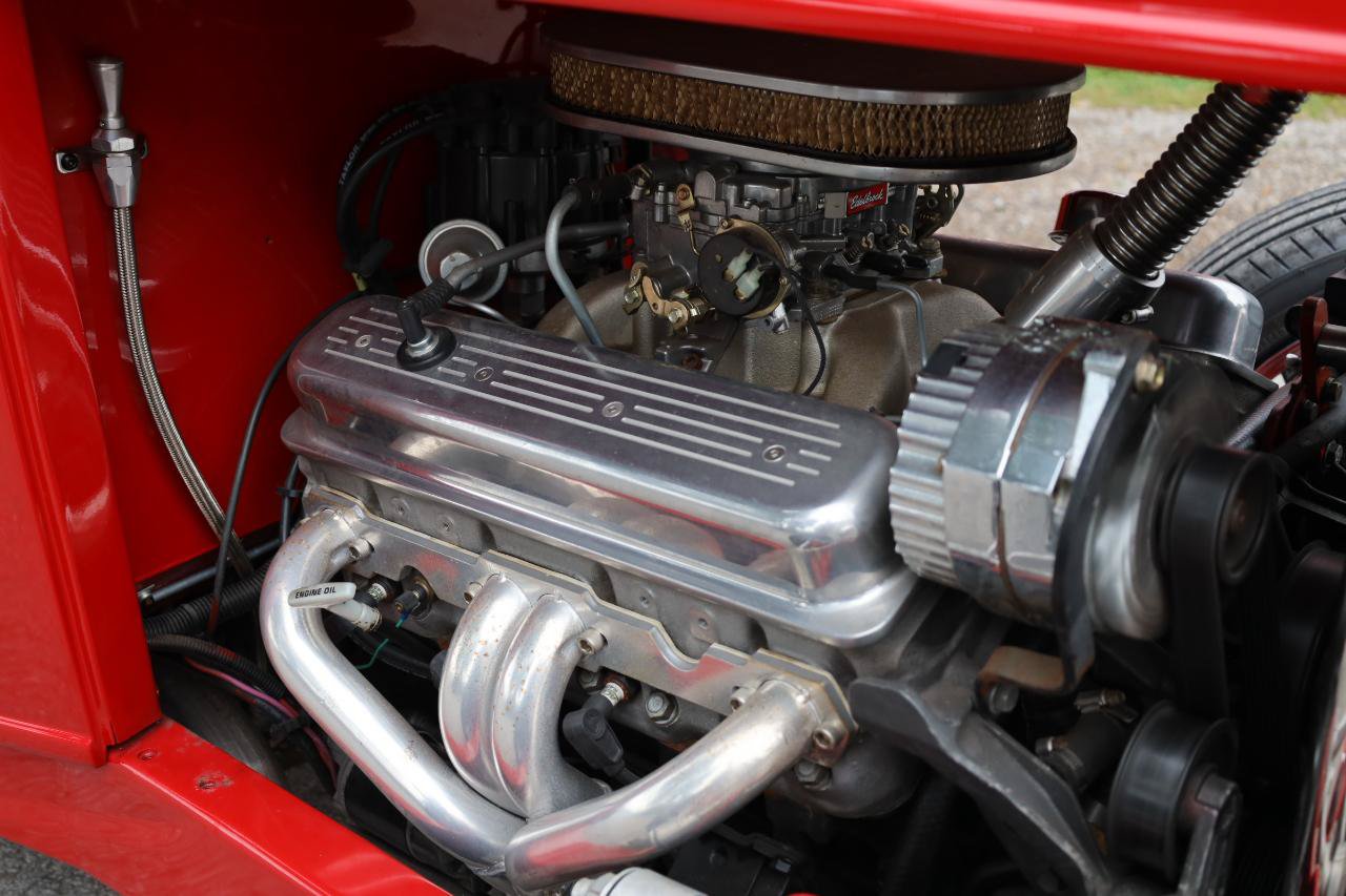 Used 1990 Chevrolet Corvette Coupe RWD image 28