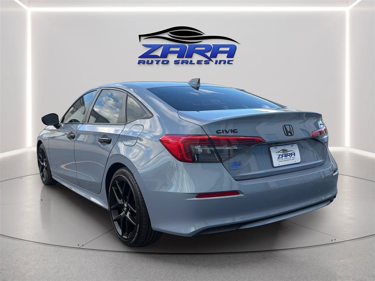 Used 2024 Honda Civic Sport image 5