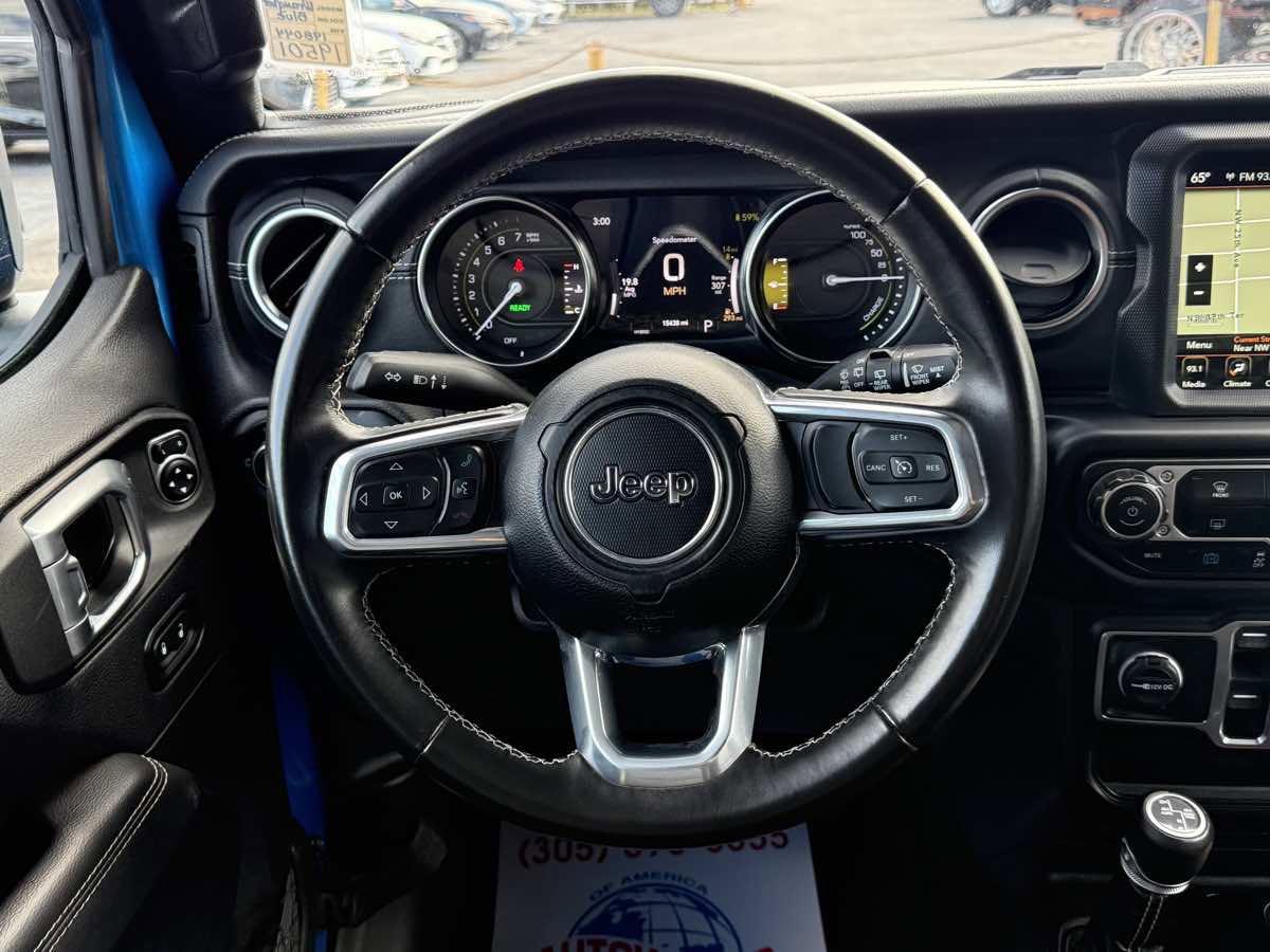 Used 2022 Jeep Wrangler Unlimited Sahara 4xe image 16