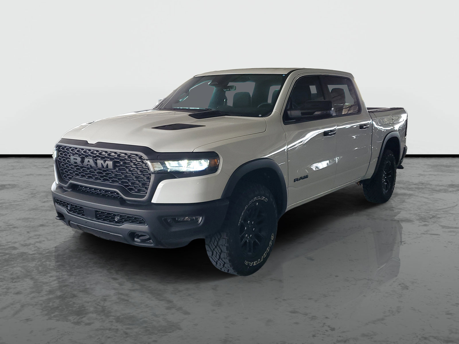Used 2026 RAM 1500 Rebel w/ G/T Package AWD/4WD image 4