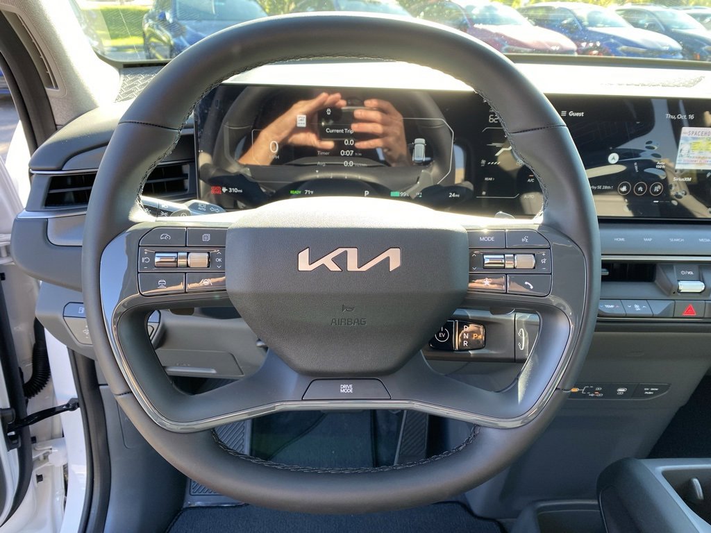 New 2026 Kia EV9 Light image 12