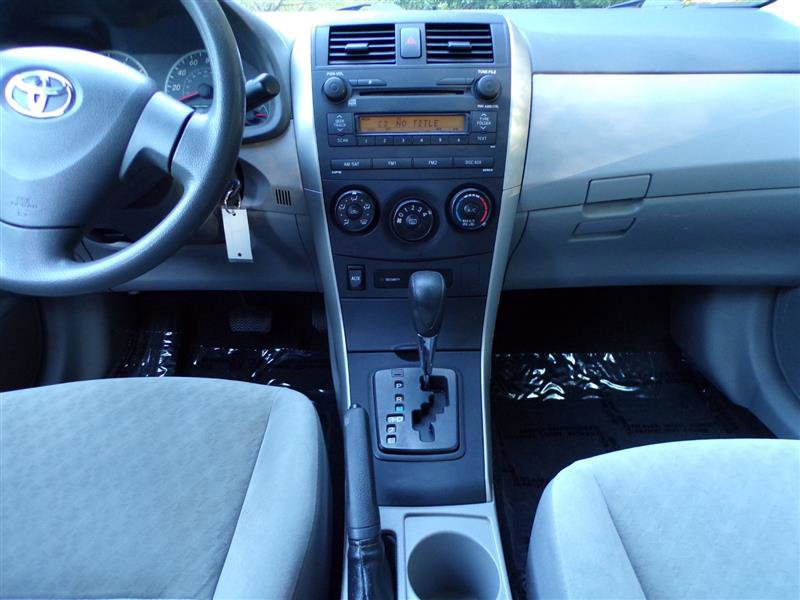 Used 2009 Toyota Corolla LE FWD image 29
