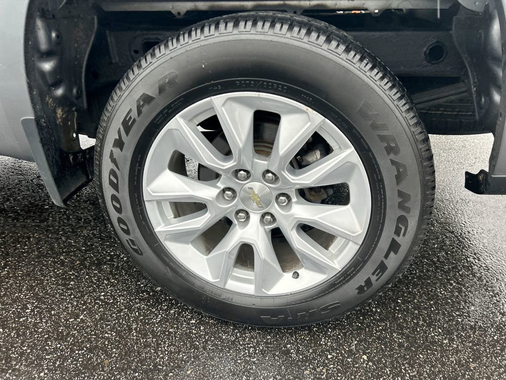 Used 2020 Chevrolet Silverado 1500 Custom w/ Custom Value Package image 33