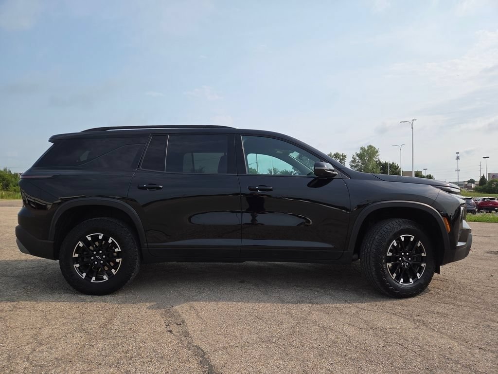 Used 2024 Chevrolet Traverse Z71 w/ LPO, Floor Liner Package AWD/4WD image 25