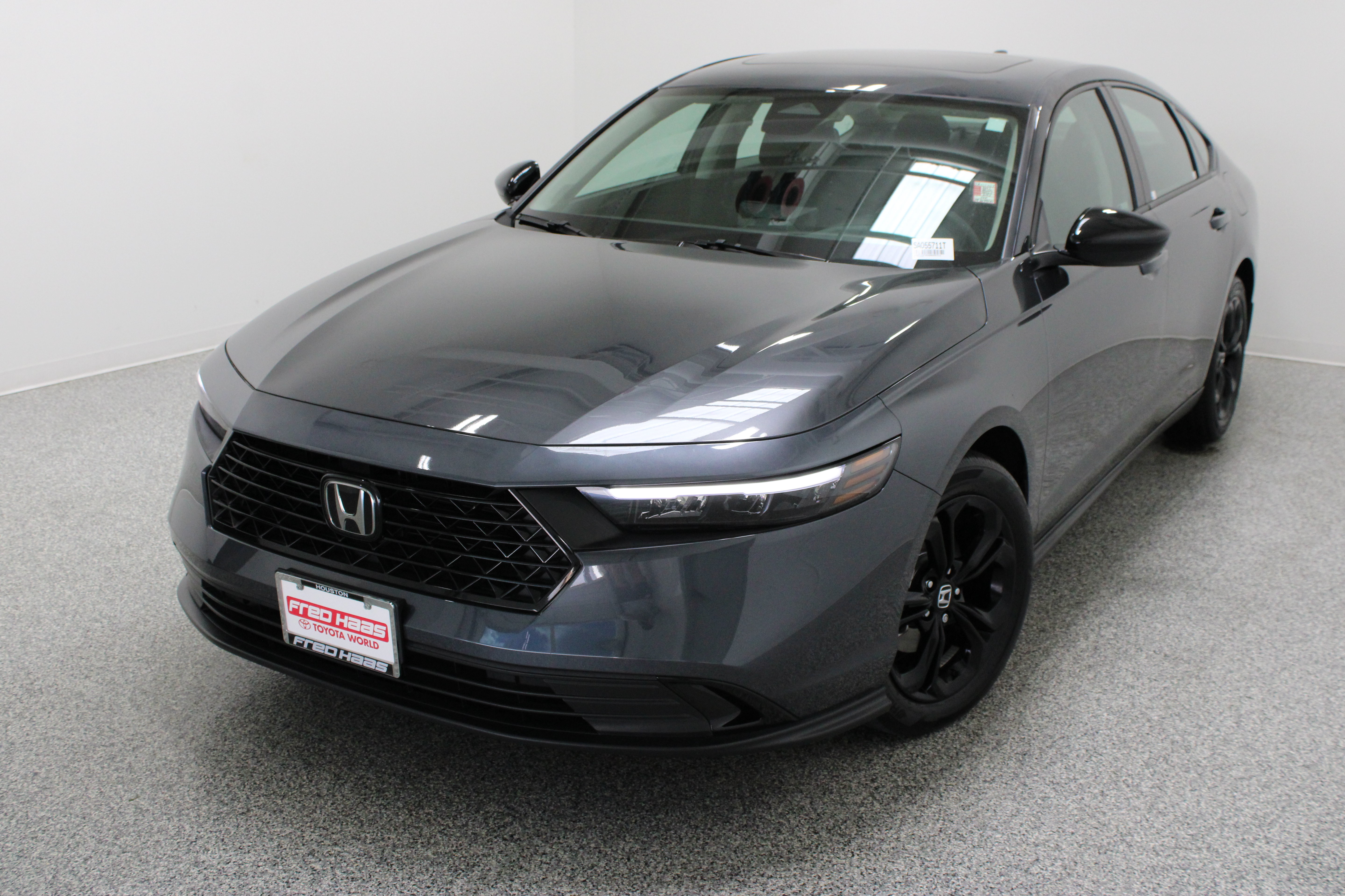 Used 2025 Honda Accord SE image 2