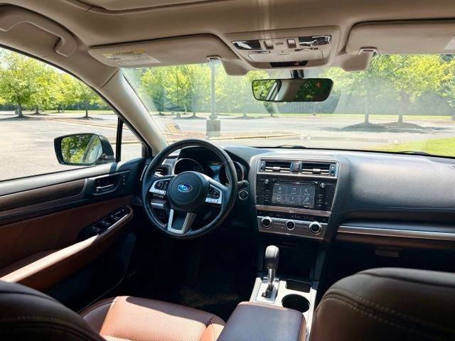 Used 2017 Subaru Outback 2.5i Touring w/ Popular Package #5A AWD/4WD image 19