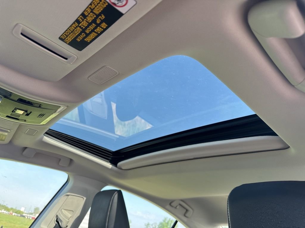 Used 2019 Lexus ES 300h w/ Premium Package FWD image 7
