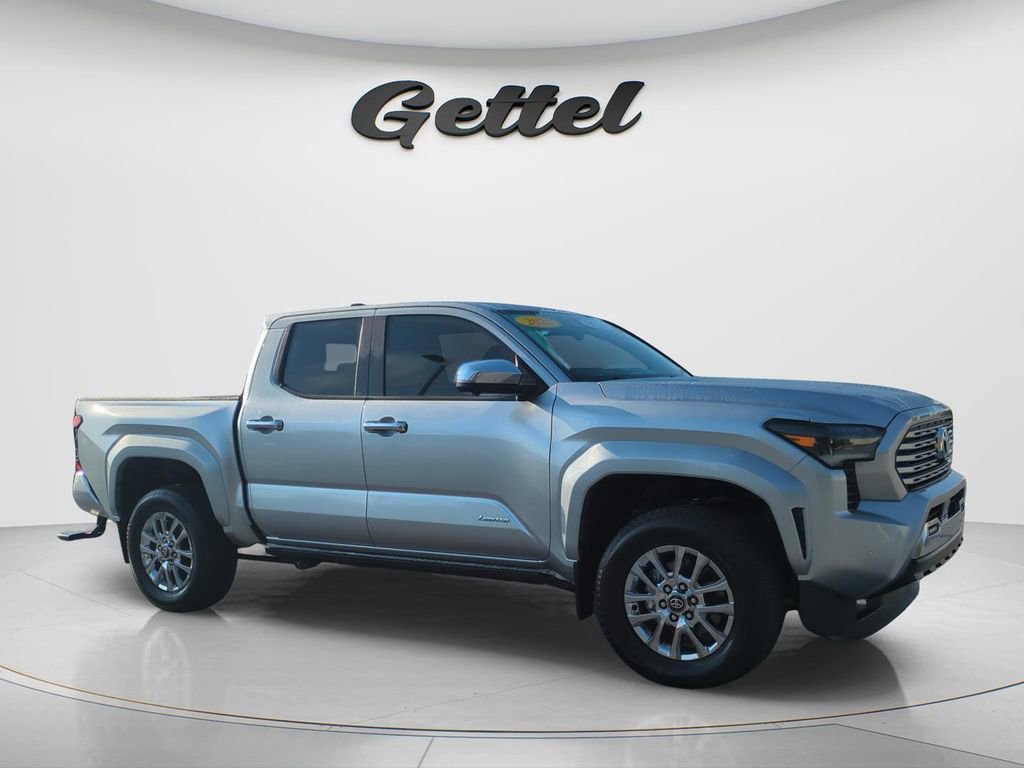 Used 2025 Toyota Tacoma Limited image 2