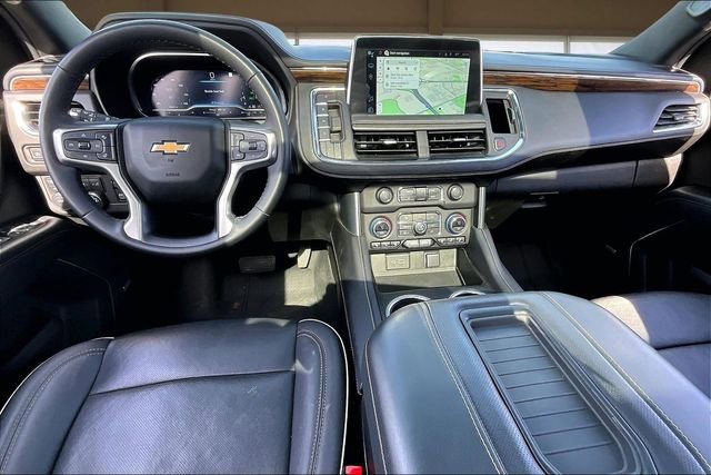 Used 2023 Chevrolet Tahoe Premier w/ Premium Package image 16