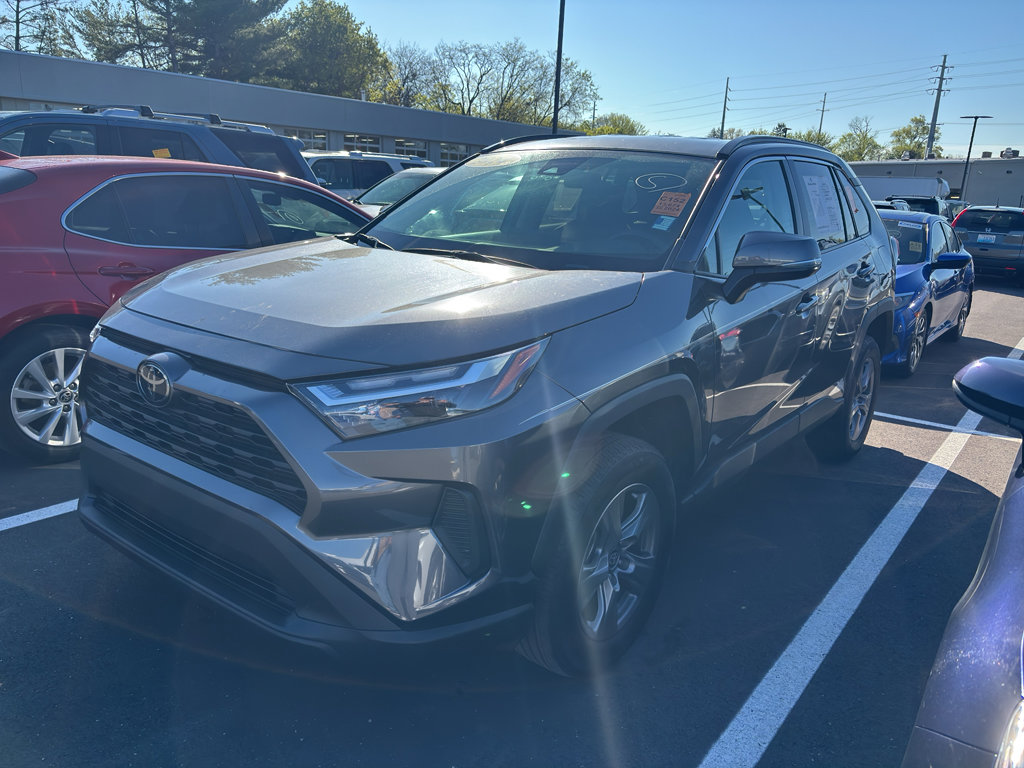Used 2024 Toyota RAV4 XLE image 3