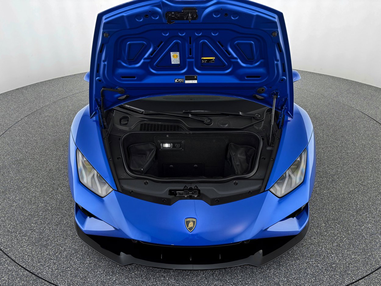 Used 2020 Lamborghini Huracan EVO image 33