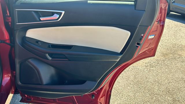Used 2017 Ford Edge SEL w/ Equipment Group 201A image 12