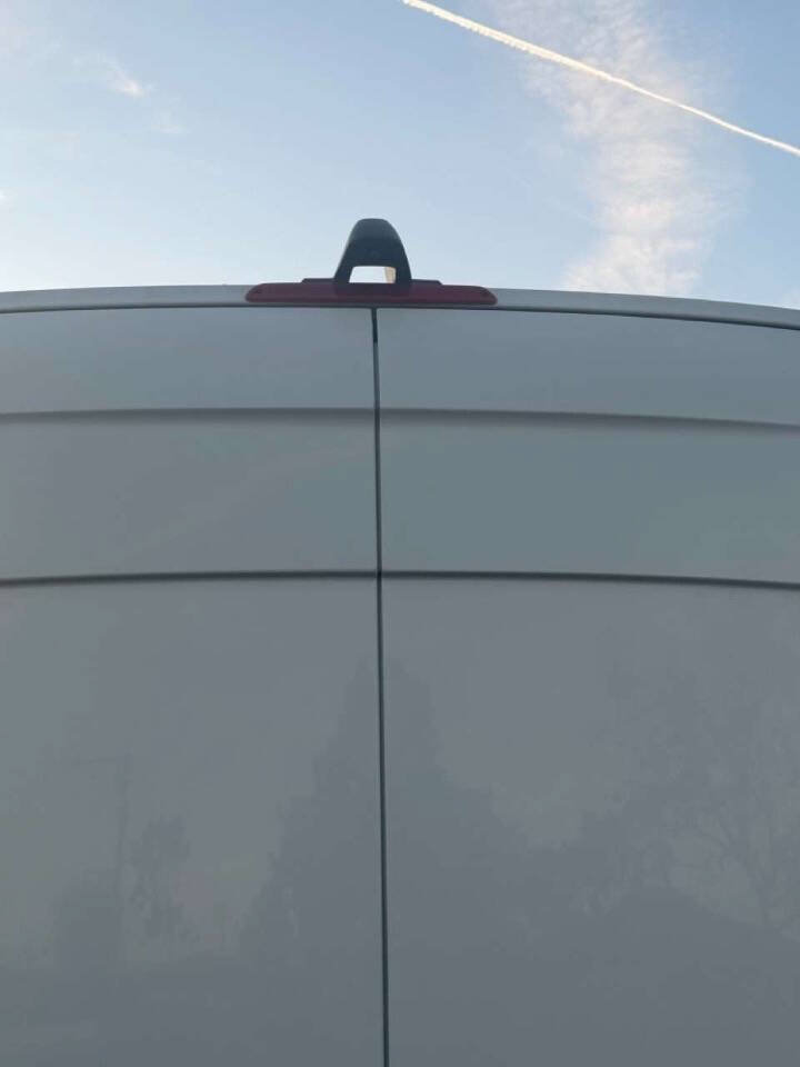 Used 2020 Mercedes-Benz Sprinter 3500 image 48