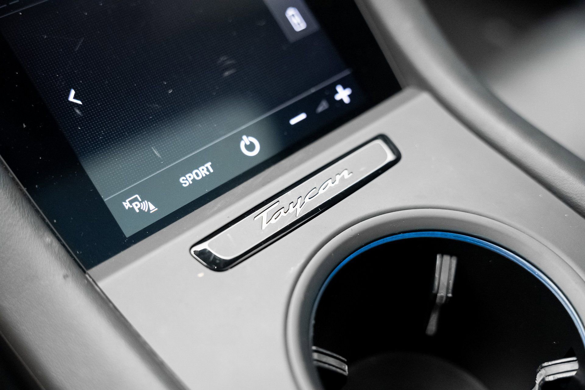 Used 2022 Porsche Taycan image 48