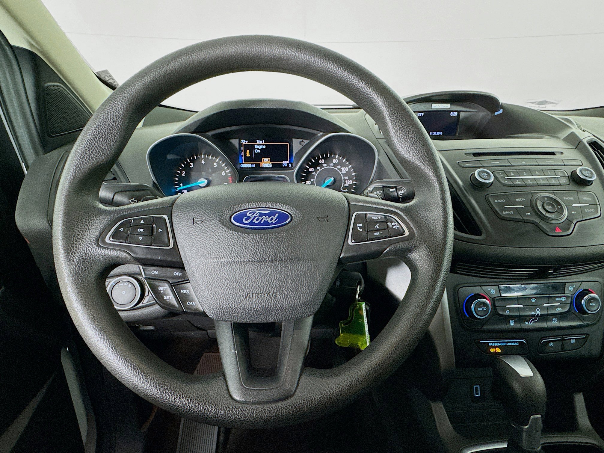 Used 2017 Ford Escape SE FWD image 11